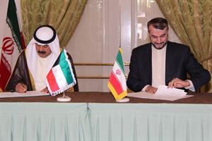  Iran, Kuwait ink first ever joint political document