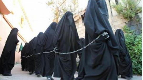 ISIL herds hundreds of women for sale as sex slaves: UN