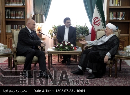 Rafsanjani advises west to reach settlement with Iran