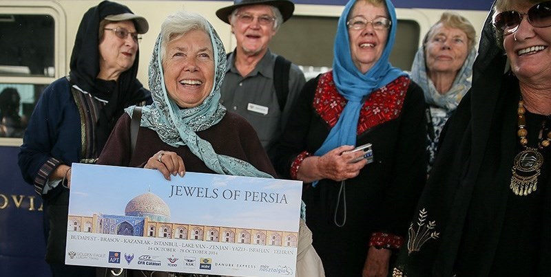 On train from Budapest to Iran: Western tourists discover Jewels of Persia