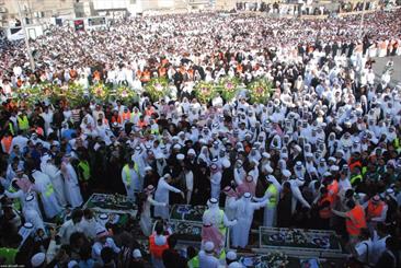 Massive funeral for killed mourners in eastern S Arabia