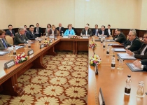 Iran, P5+1 hold fresh round of nuclear talks in Oman