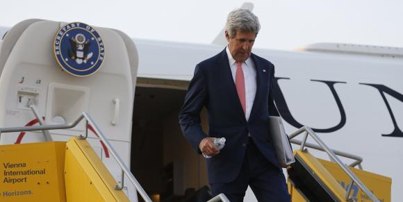 Kerry in Paris to continue Iran nuclear meetings