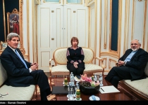 Zarif holds 5th meeting with Kerry, Ashton