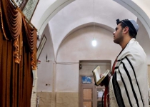 Jews from across Iran gather in Yazd for rituals 