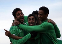 Zob Ahan advances to Irans hazfi cup final 