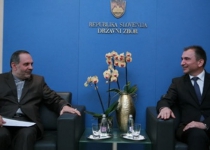 Iran, Slovenia discuss int