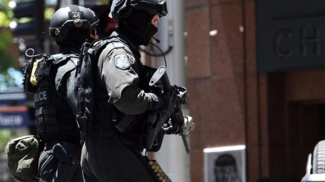 Australian Muslims condemn hostage taking in Sydney