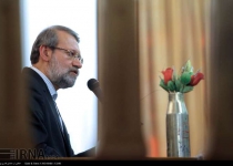 Larijani, Ayatollah Hakim discuss ways to uproot terrorism