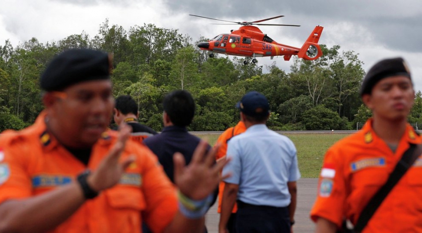 Nine bodies recovered from Java sea during search for AirAsia Flight QZ8501