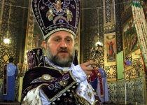 Armenian archbishop describes Iran as role-model for interaction among religions