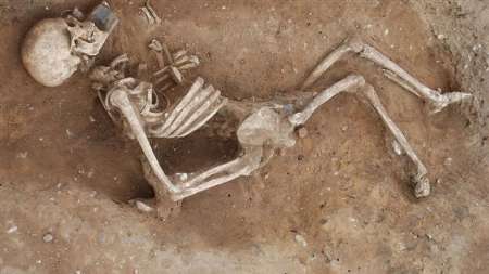 7,000- year-old human skeleton recovered in south Tehran
