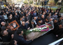 Renowned Iranian poet laid to rest in Tehran 