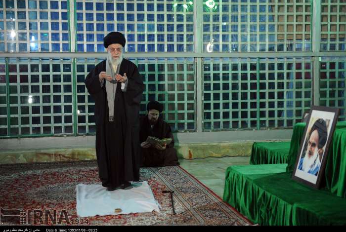 Supreme Leader pays tribute to Founder of Islamic Republic