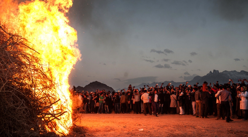 Kerman holds biggest Zoroastrian Sadeh Festival