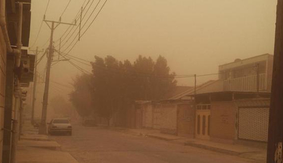 Dust pollution shuts down major cities in Iran
