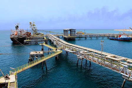 Iran to build new oil export terminals in Persian Gulf
