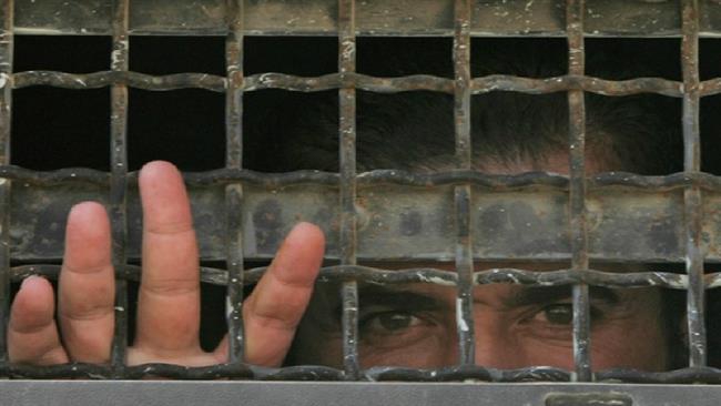 Palestinian inmates to launch hunger strike in Israel jails