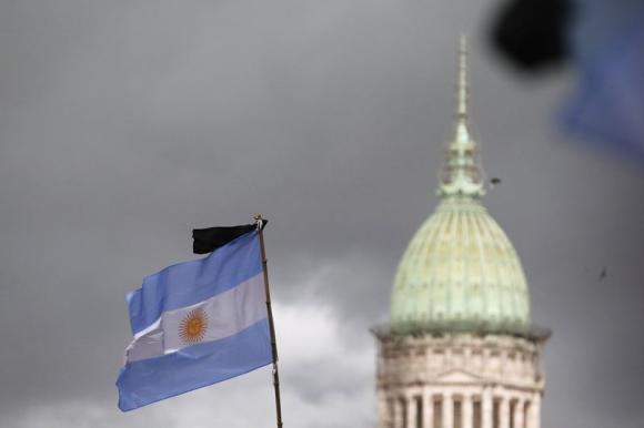 Argentina passes bill to revamp spy agency after prosecutor