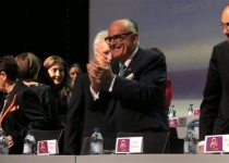 Giuliani calls for tougher stance against Iran rally