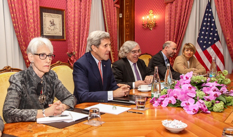 Iran nuke talks expand as deadline for deal looms