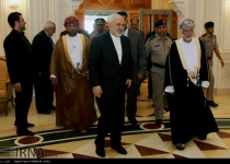 Photos: Iranian FM Zarif meets Omani counterpart in Muscat  <img src="https://cdn.theiranproject.com/images/picture_icon.png" width="16" height="16" border="0" align="top">