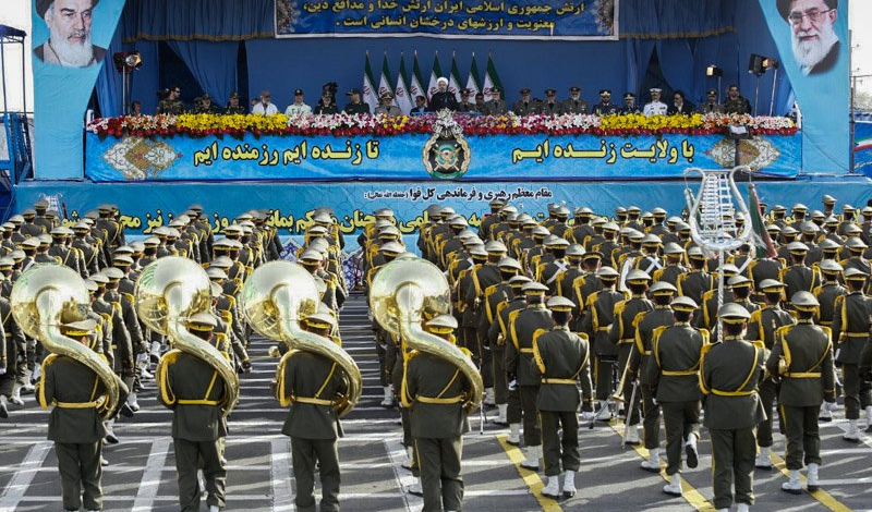 Armed forces mark Army Day in presence of President Rouhani