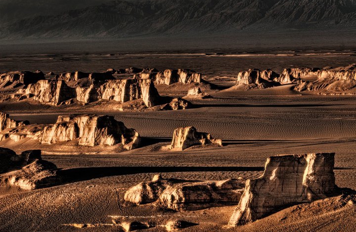 UNESCO set to register Lut desert, Qanats by 2016