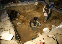 Signs of early modern humans found in a cave in western Iran