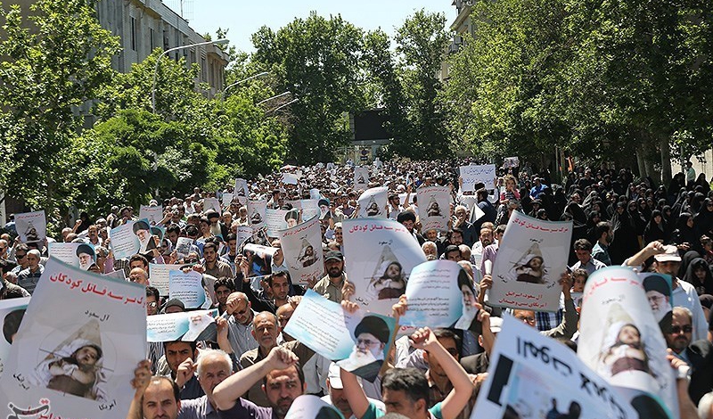 Iran demonstrators condemn Saudi aggression against Yemen