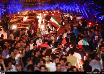 Photos: Iranians celebrate volleyball victory against US in FIVB World League  <img src="https://cdn.theiranproject.com/images/picture_icon.png" width="16" height="16" border="0" align="top">