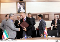 Petroleum university of technology, Montan university sign agreement