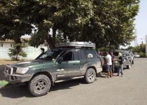 Large French tourist convoy arrives in Iran