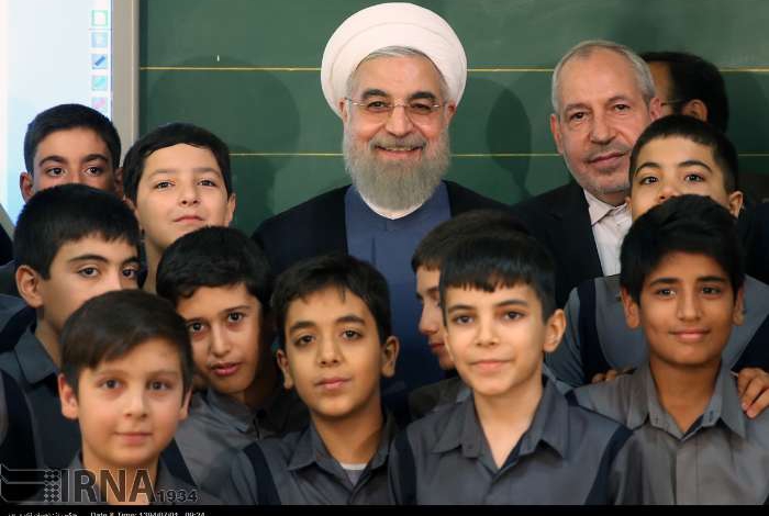 President officially starts new school year in Iran