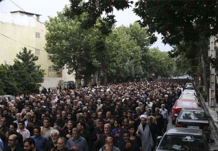Iranians hold funeral ceremonies for Mina victims across country