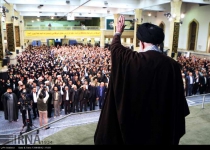 Photos: Thousands of Iranian students meet Supreme Leader  <img src="https://cdn.theiranproject.com/images/picture_icon.png" width="16" height="16" border="0" align="top">