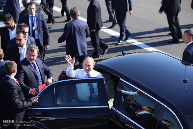 Russian president in Tehran for major Gas Summit
