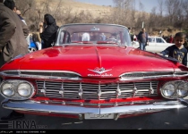 Photos: Classic car show, Shiraz  <img src="https://cdn.theiranproject.com/images/picture_icon.png" width="16" height="16" border="0" align="top">