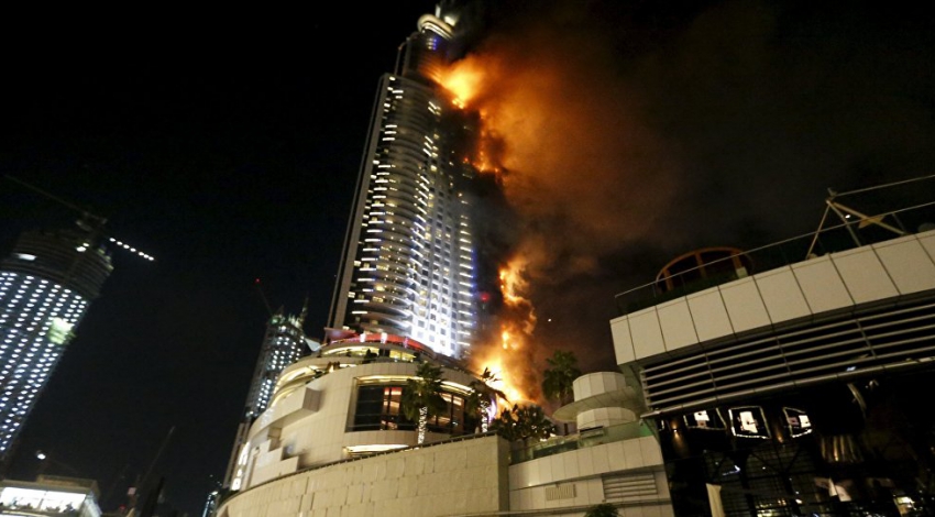 Massive fire engulfs Dubai hotel skyscraper