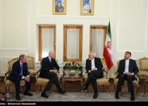 Photos: Iran FM Zarif meets UN special envoy for Syria in Tehran  <img src="https://cdn.theiranproject.com/images/picture_icon.png" width="16" height="16" border="0" align="top">