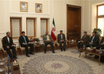 Iranian deputy FM, Ecuadorian minister discuss closer ties