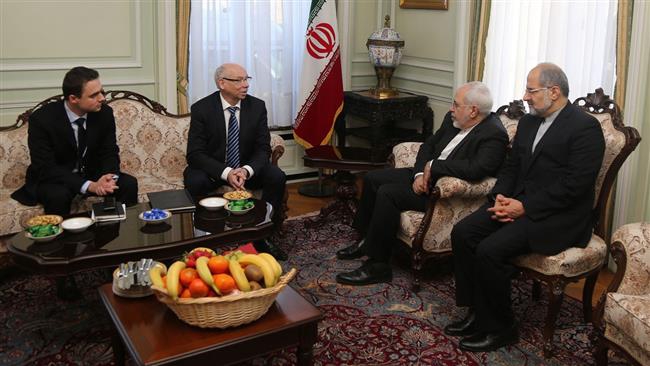 Iran FM urges unceasing dialog with EU