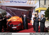 President Rouhani unveils 2 products of Iranian auto makers