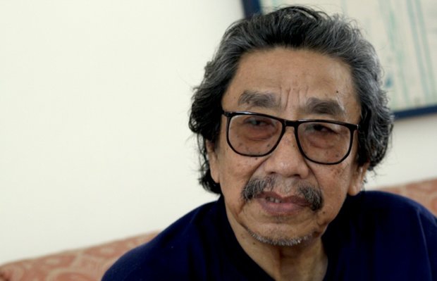 Famous Indonesian painter grants art work to FM Zarif