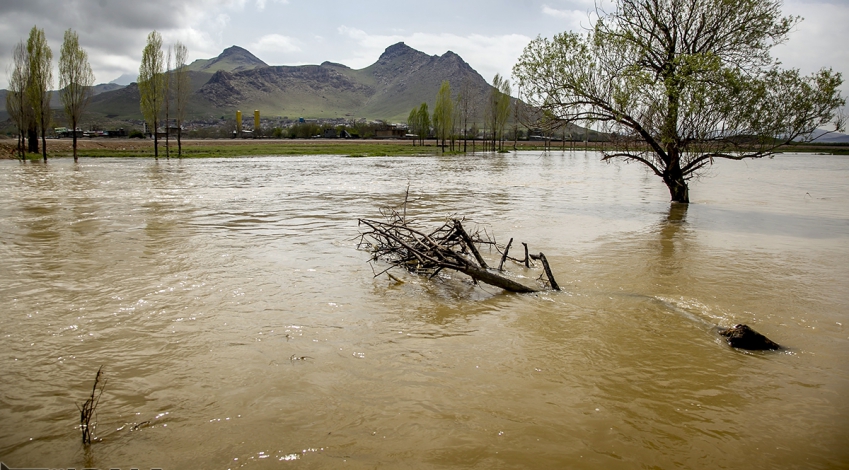 Crisis meeting planned over floods in southwest Iran