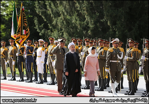 Rouhani welcomes South Korean president in Tehran