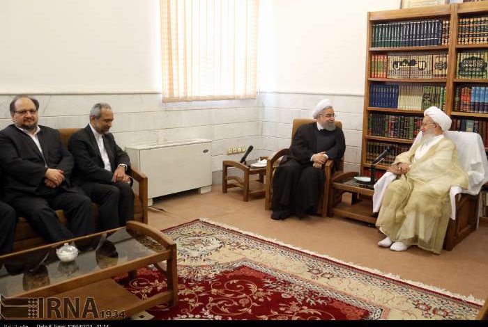 Pres. Rouhani meets senior clerics in Qom