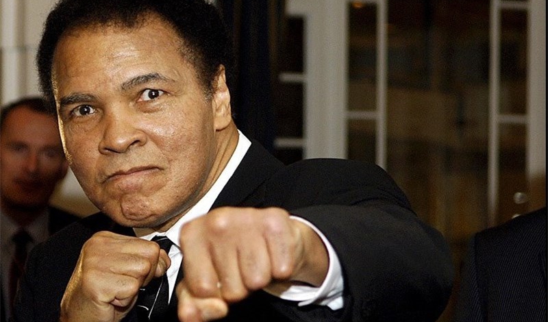 Muslim boxing legend Muhammad Ali dies at 74