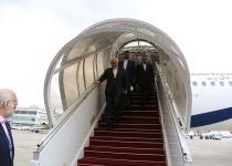Photos: Zarif meetings in Paris  <img src="https://cdn.theiranproject.com/images/picture_icon.png" width="16" height="16" border="0" align="top">