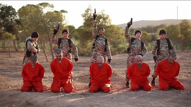 British boy among five children executing prisoners in Syria